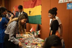 Cool Spring Street Style Looks